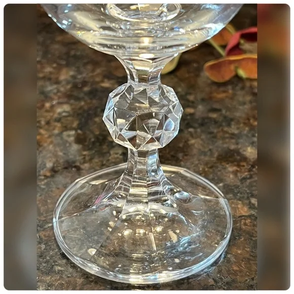 Needle Etched ‘Cascade’ Bohemian Crystal Champagne Glass-Set of Four - Picture 4 of 6